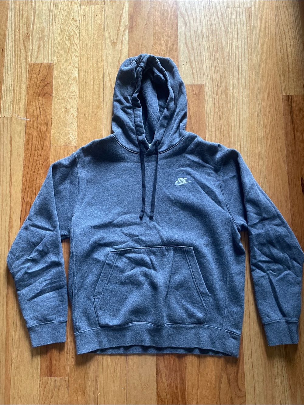 Nike Men's Charcoal Gray Pullover Hoodie